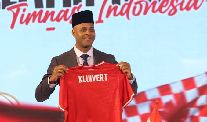 Mengenal Lebih Dekat Pelatih Kepala Timnas Indonesia, Patrick Stephan Kluivert