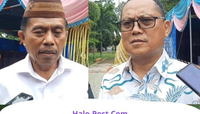 Calon Bupati Gorut Thariq Dan Roni Berikan Hak Pilih di TPS 001 Desa Molinggapoto