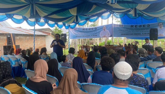 Reses Erwin Ismail di Kelurahan Buladu Membludak, Warga Keluhkan Bantuan UMKM dan Harga Bahan Pokok