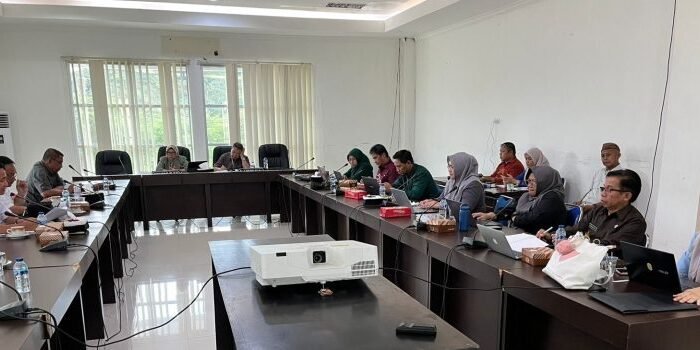 Pansus RPJMD DPRD Gorontalo Bahas Arah Pembangunan Bersama Bappeda dan Biro Hukum
