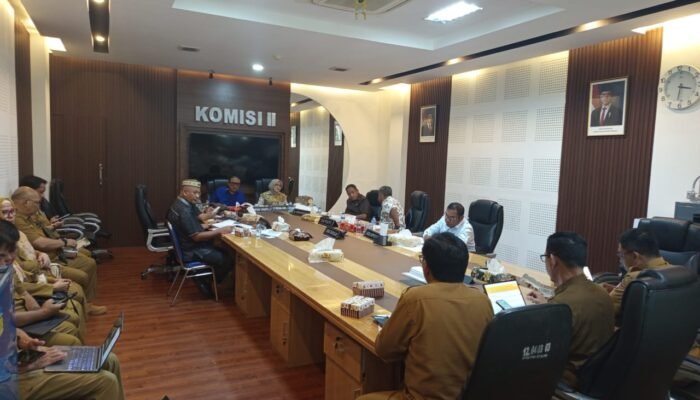 Gelar Rapat, Komisi II Deprov Gorontalo Bahas Pendalaman KUA/PPAS APBD Perubahan 2025