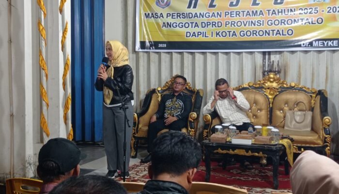 Reses di Kelurahan Limba U Dua, Meyke Camaru Ungkap Sekitar 1.500 Bahan Pangan Bakal Disalurkan